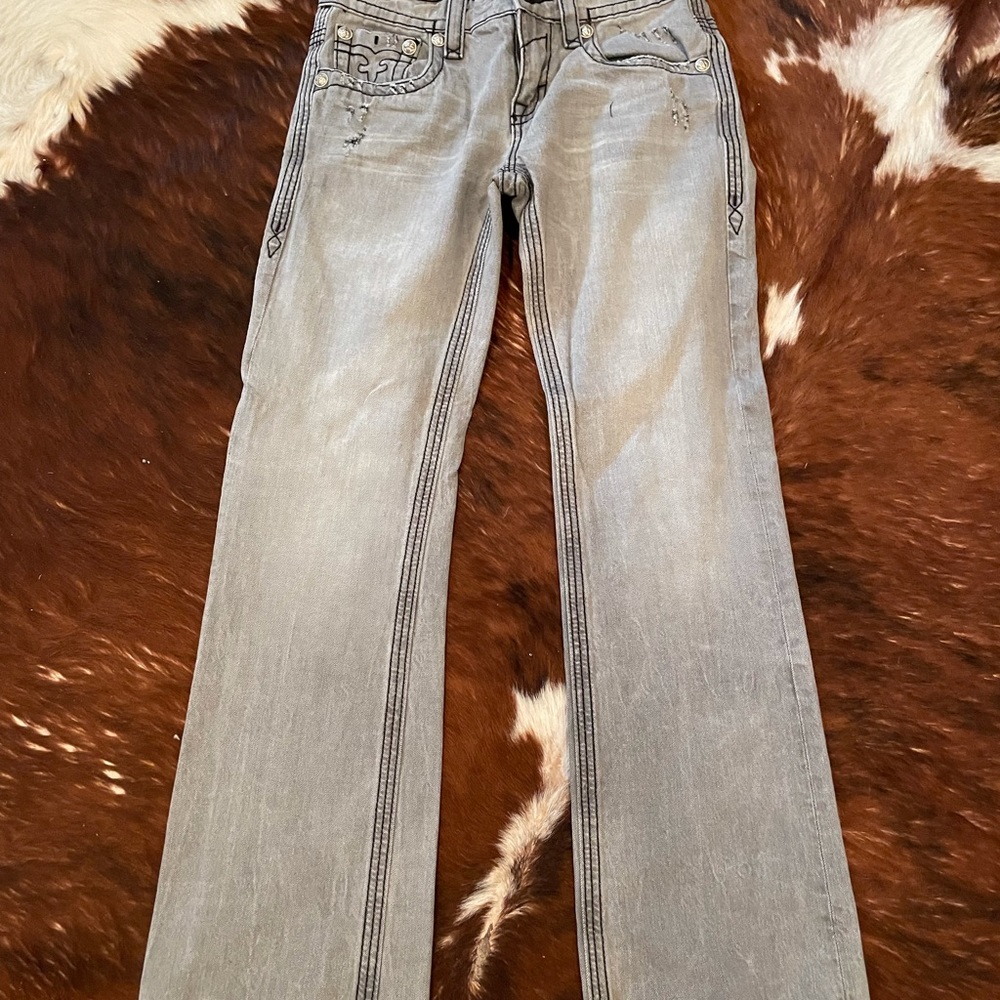 Rock Revival light gray